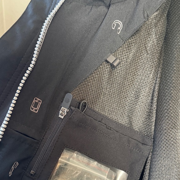 Scottevest Men's Black Windbreaker Jacket - Picture 9 of 11